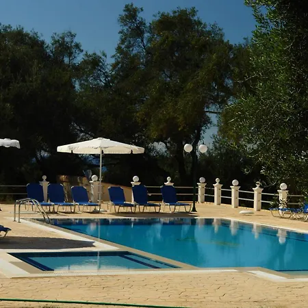 Prasoudopetra * Ágios Matthaíos