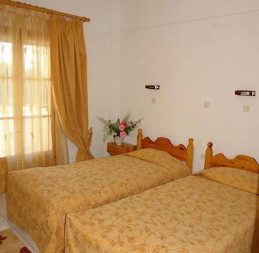 Prasoudopetra Agios Matthaios (Corfu)